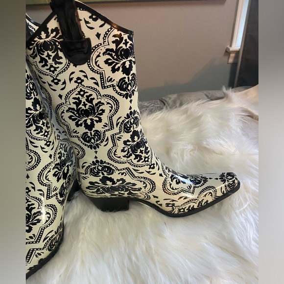 Corky’s Western Sz9 Black & White Women’s Rubber Boots - Picture 3 of 8